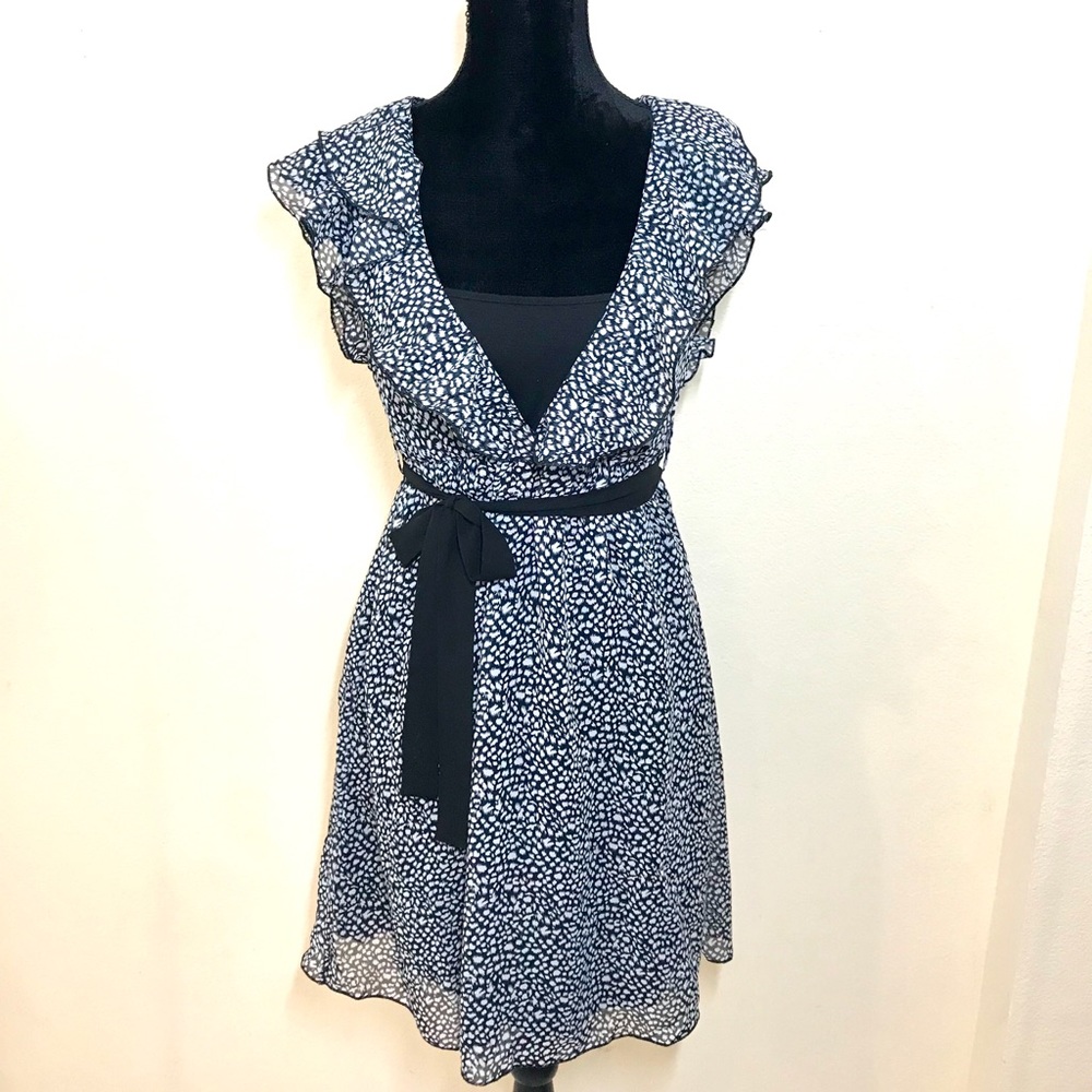 PRETTY SASH DRESS - Picture 9 of 10